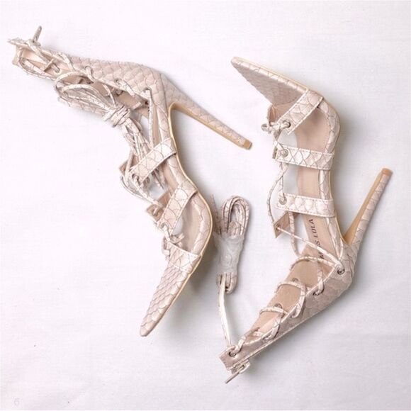 NWOT Miss Lola PARADISE SKIES - Nude - Picture 4 of 9